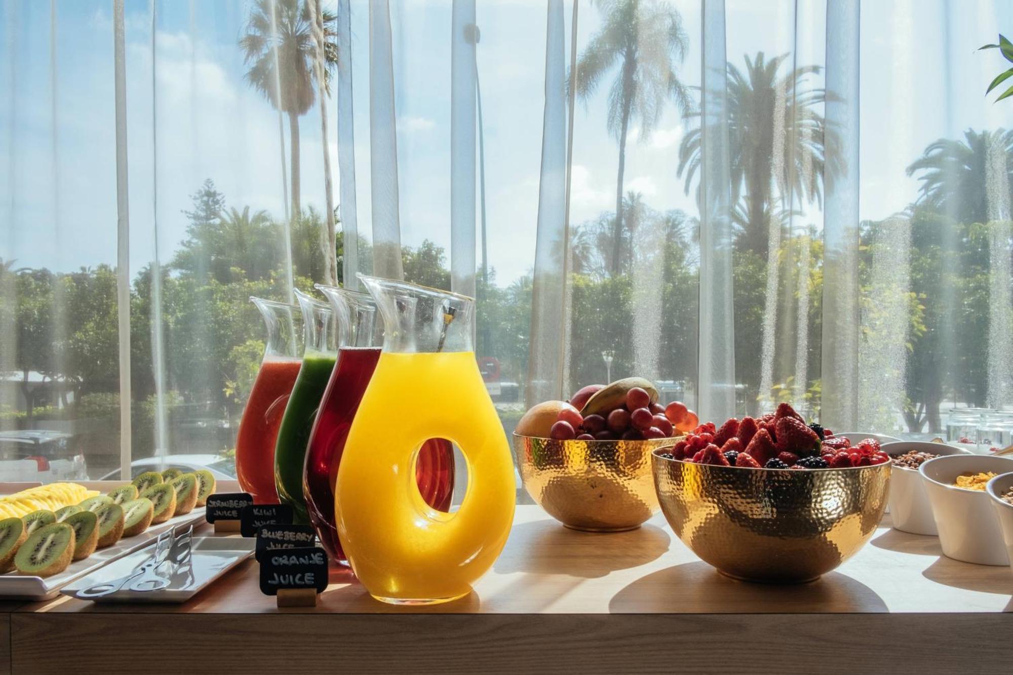 Ac Hotel Malaga Palacio By Marriott Εξωτερικό φωτογραφία