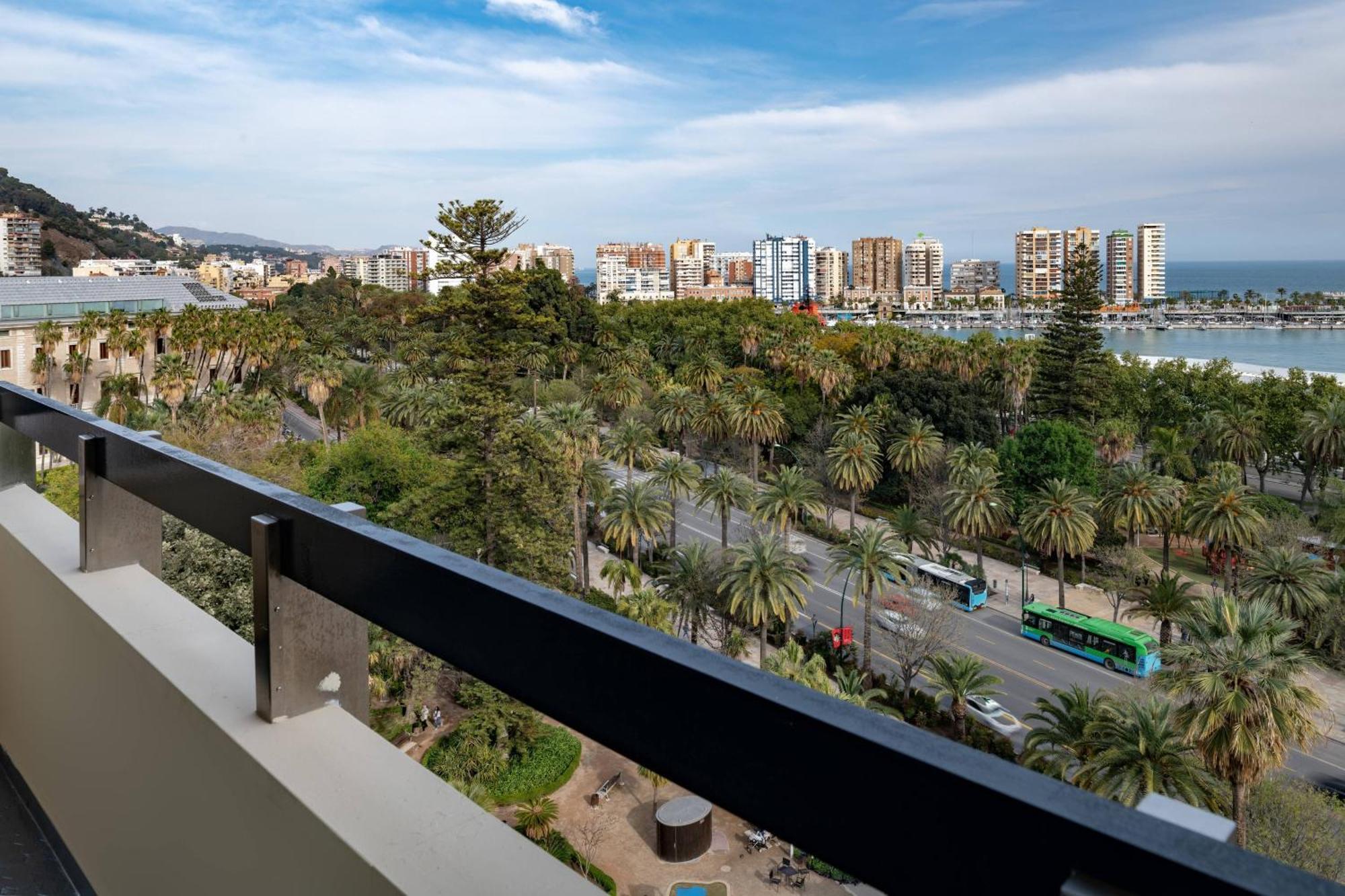 Ac Hotel Malaga Palacio By Marriott Εξωτερικό φωτογραφία