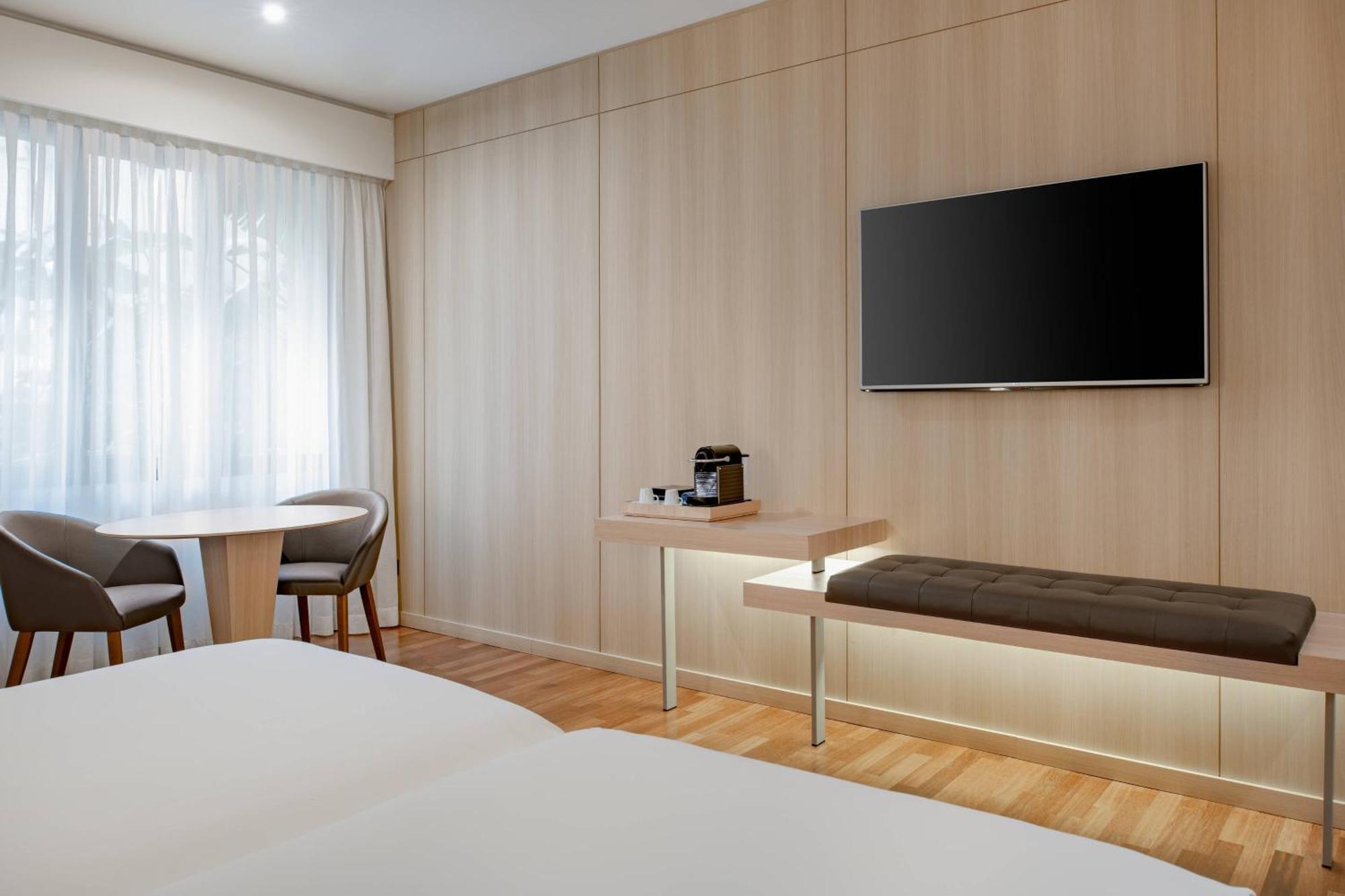 Ac Hotel Malaga Palacio By Marriott Εξωτερικό φωτογραφία