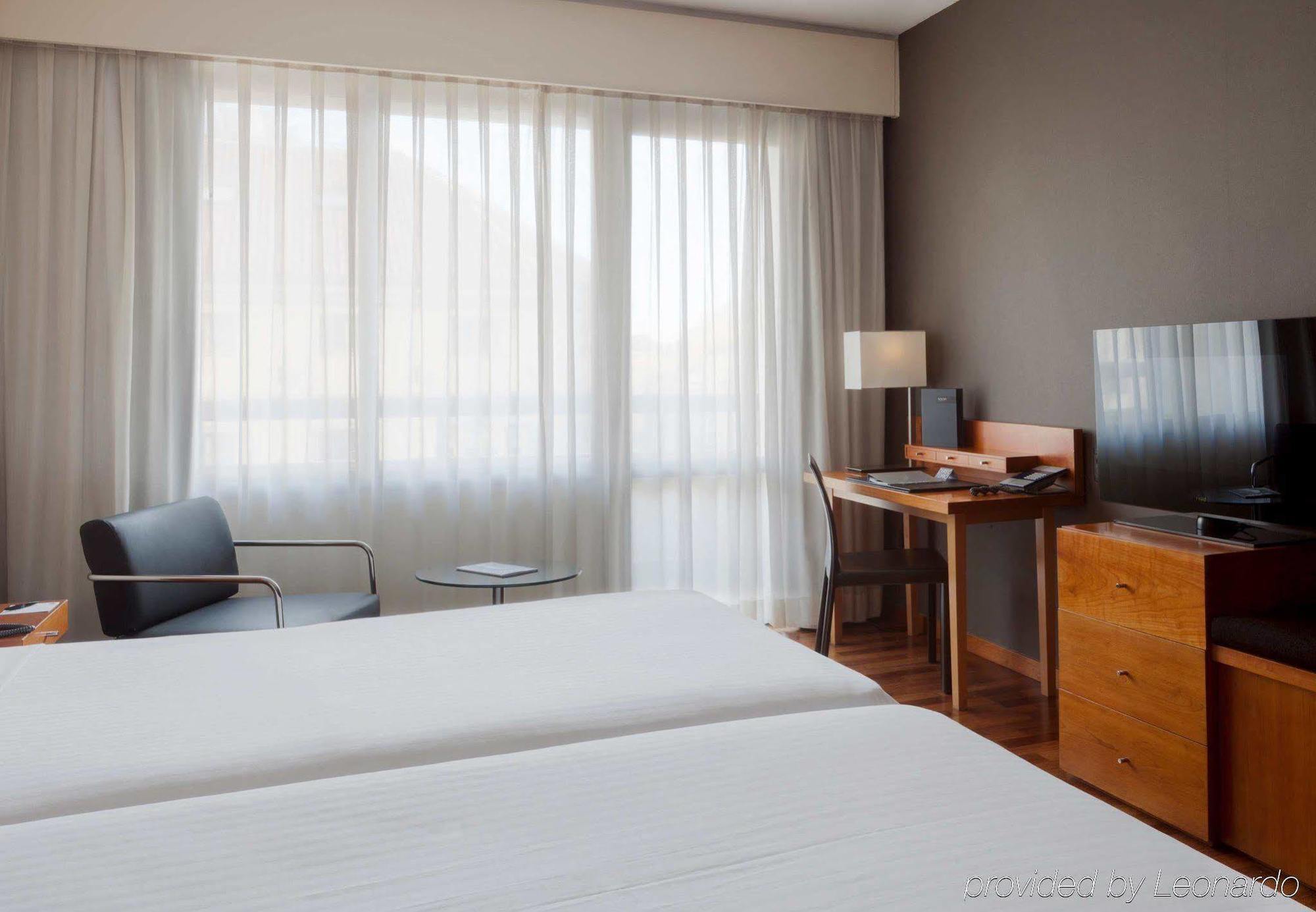 Ac Hotel Malaga Palacio By Marriott Εξωτερικό φωτογραφία