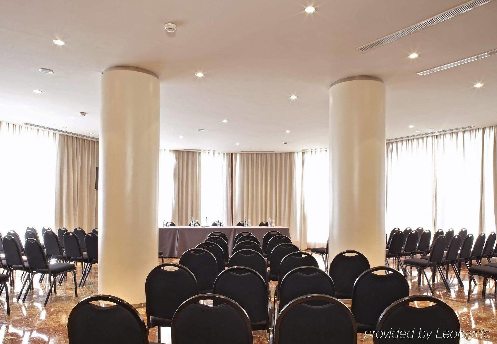 Ac Hotel Malaga Palacio By Marriott Επιχειρήσεις φωτογραφία